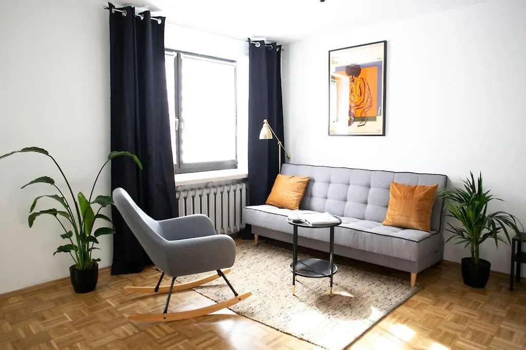 Oomph Warsaw Center Well Designed Apartment With Balcony